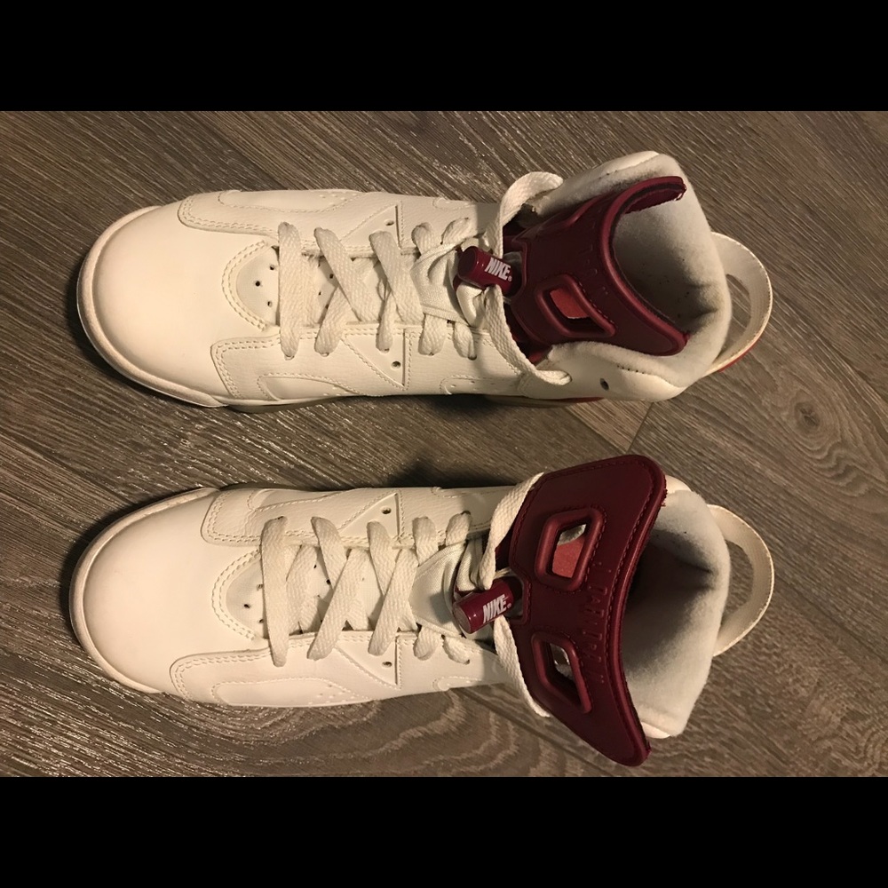 Nike air Jordan’s 6.5 youth Maroon and white